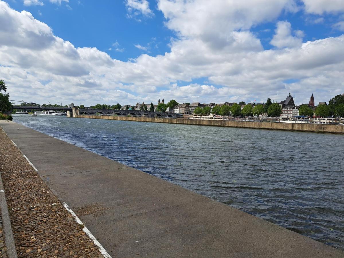 Steef'S Vakantiehuis Zuid Limburg Simpelveld Esterno foto